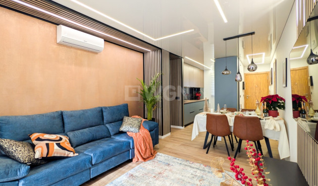 Resale - Apartment / flat - Torrevieja - Costa Blanca