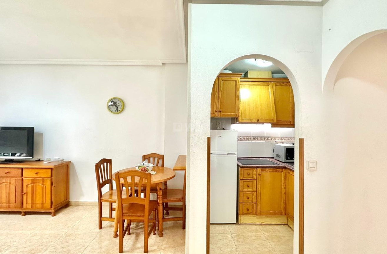 Reventa - Apartamento / piso - Torrevieja - Centro