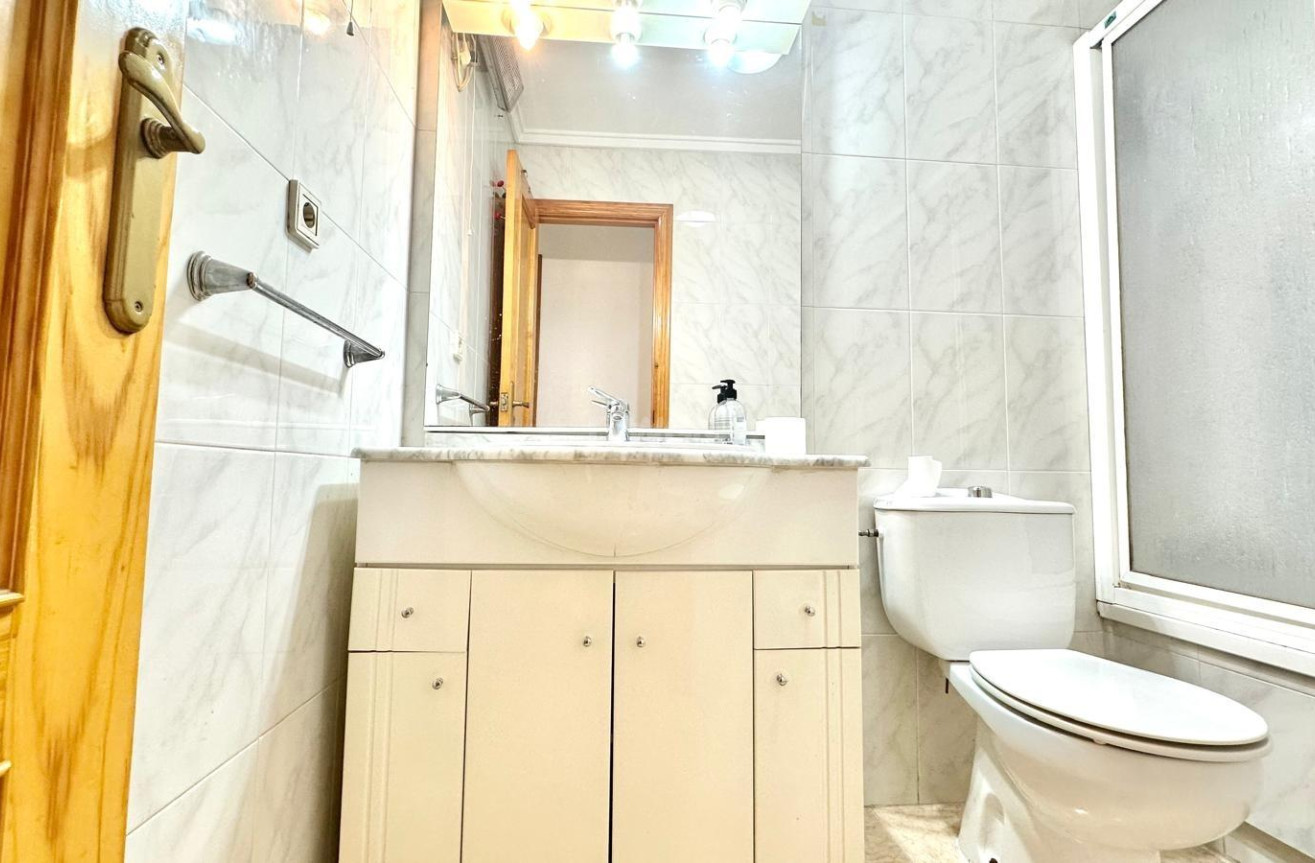 Reventa - Apartamento / piso - Torrevieja - Centro