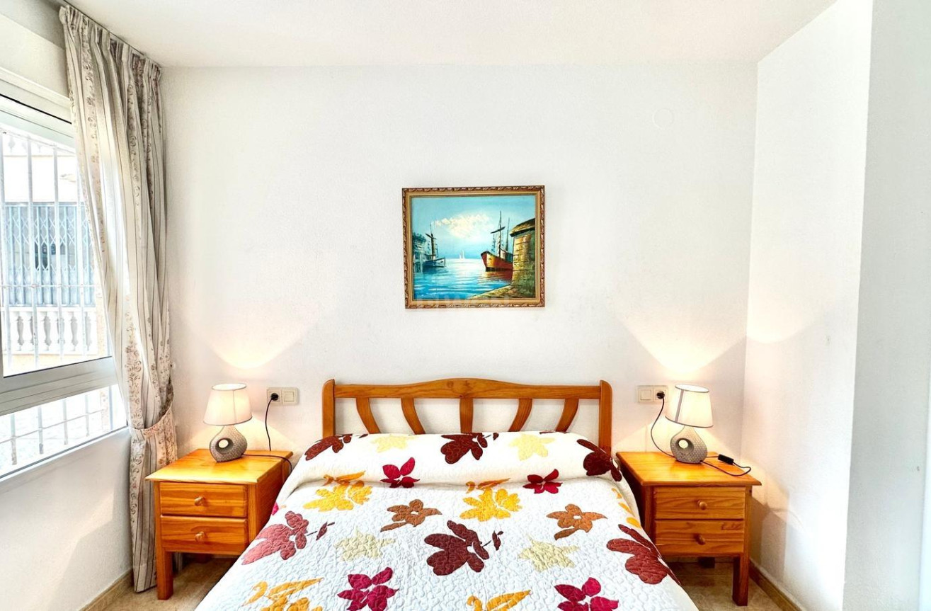 Reventa - Apartamento / piso - Torrevieja - Centro