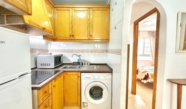 Reventa - Apartamento / piso - Torrevieja - Centro