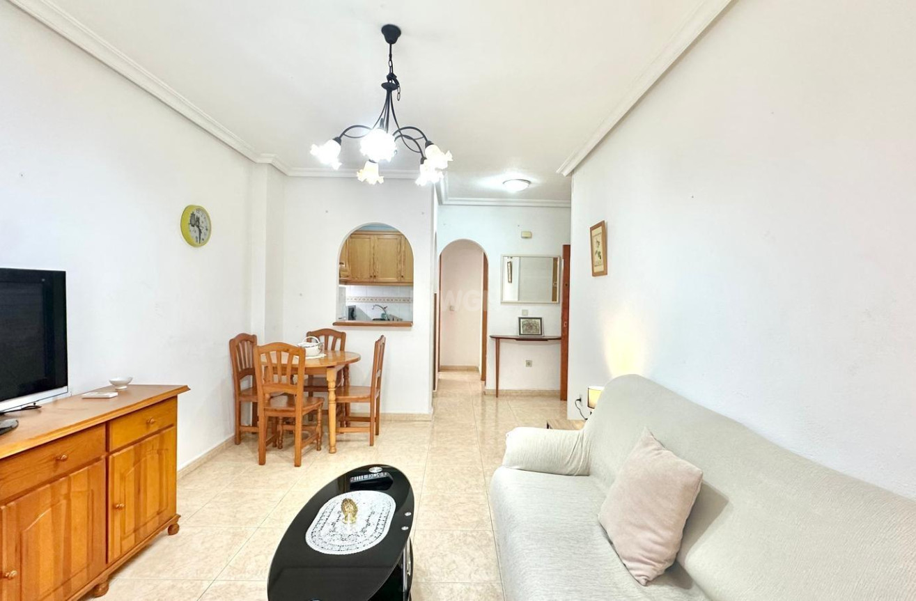 Reventa - Apartamento / piso - Torrevieja - Centro