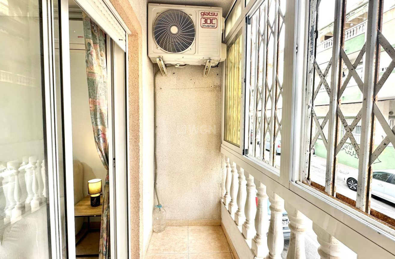 Reventa - Apartamento / piso - Torrevieja - Centro