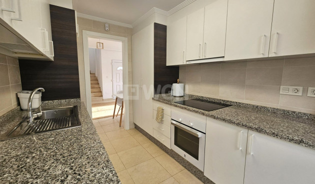 Odsprzedaż - Villa - San Fulgencio