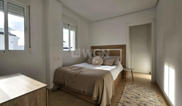 Odsprzedaż - Villa - San Fulgencio