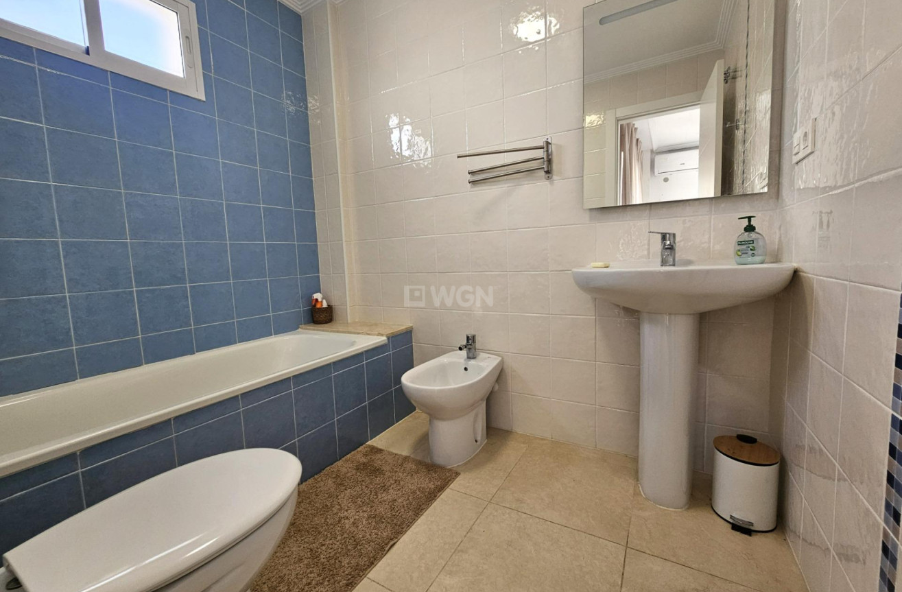 Odsprzedaż - Villa - San Fulgencio