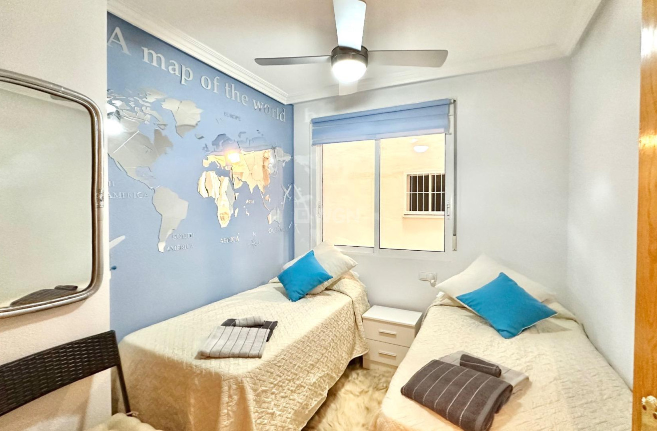 Wiederverkauf - Wohnung - Torrevieja - Centro