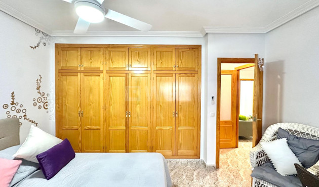 Wiederverkauf - Wohnung - Torrevieja - Centro