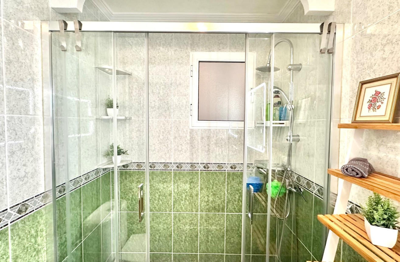 Wiederverkauf - Wohnung - Torrevieja - Centro