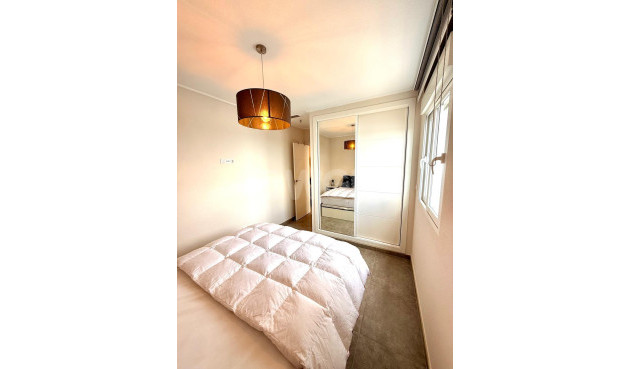 Odsprzedaż - Mieszkanie w bloku - Orihuela Costa - Villamartín-las Filipinas