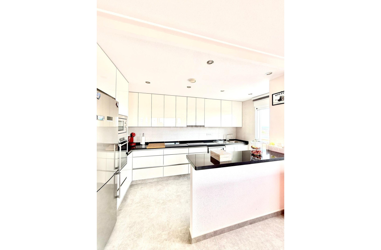 Odsprzedaż - Mieszkanie w bloku - Orihuela Costa - Villamartín-las Filipinas