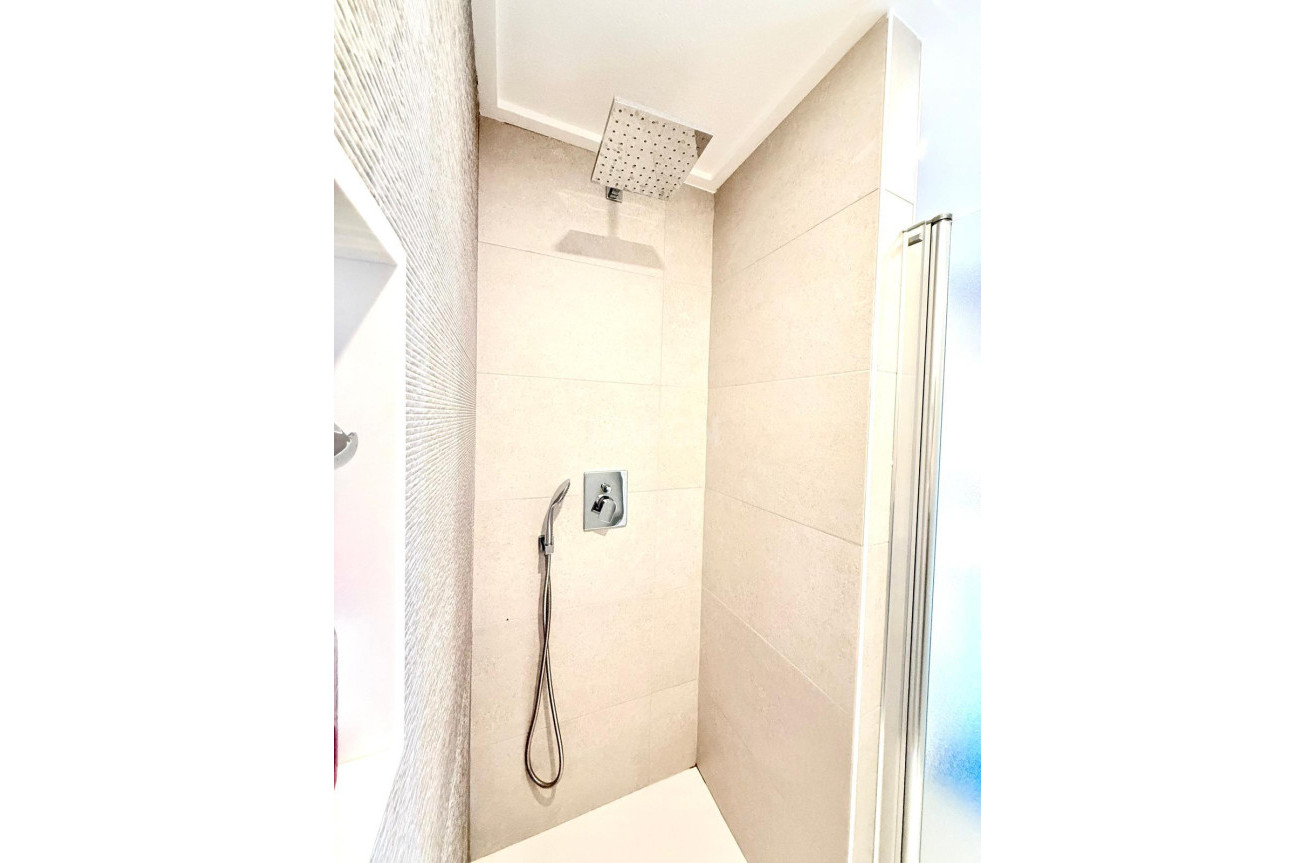 Odsprzedaż - Mieszkanie w bloku - Orihuela Costa - Villamartín-las Filipinas