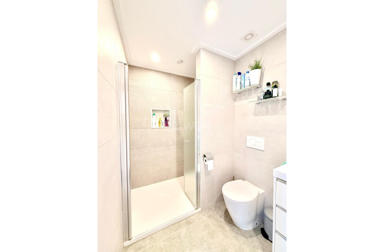 Odsprzedaż - Mieszkanie w bloku - Orihuela Costa - Villamartín-las Filipinas