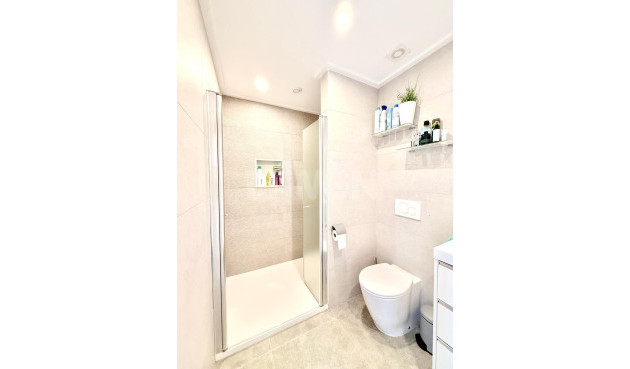 Odsprzedaż - Mieszkanie w bloku - Orihuela Costa - Villamartín-las Filipinas