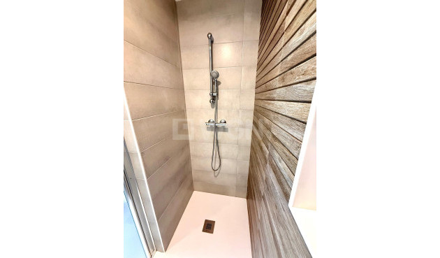 Odsprzedaż - Mieszkanie w bloku - Orihuela Costa - Villamartín-las Filipinas