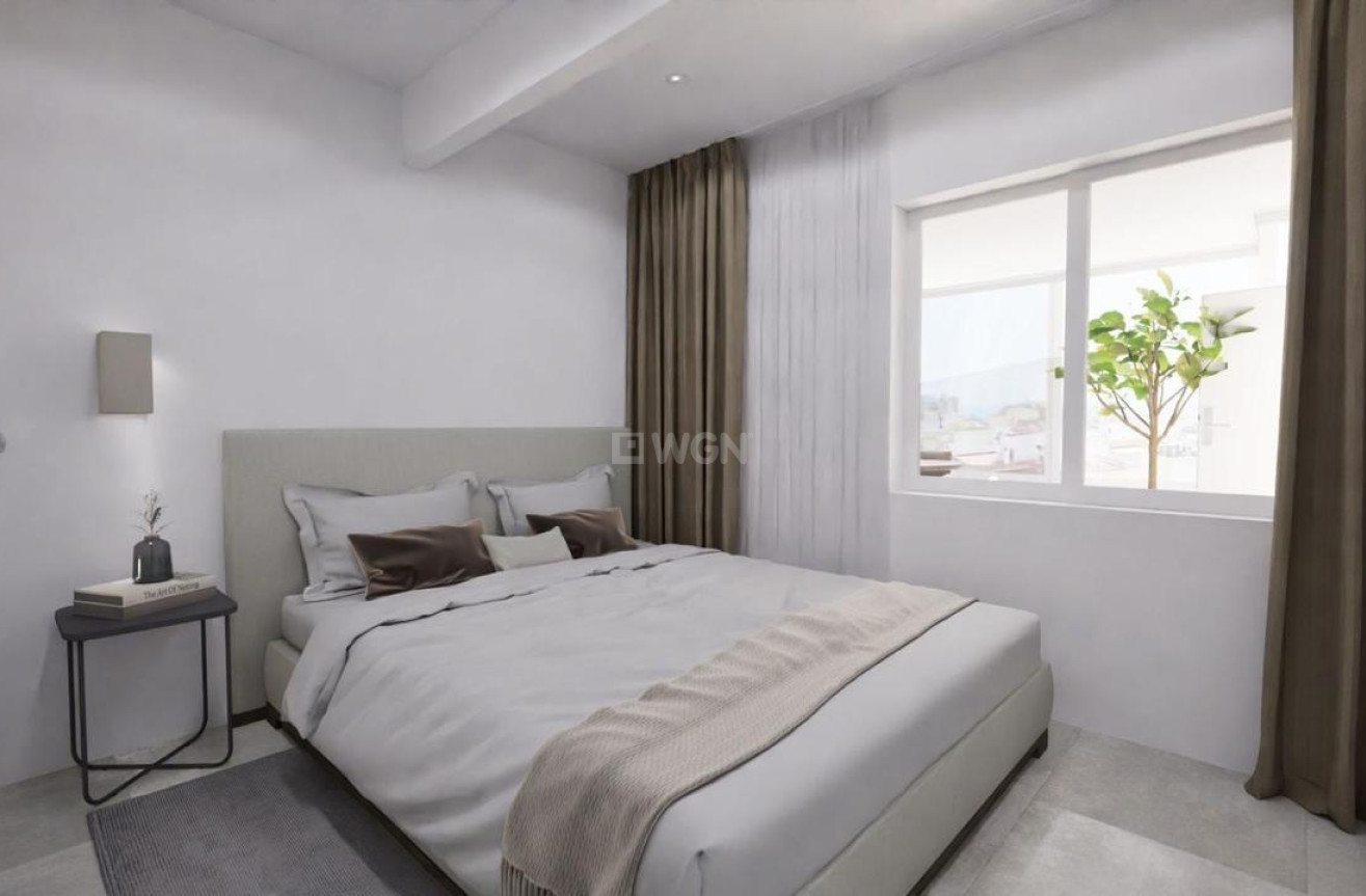 Reventa - Apartamento / piso - Torrevieja - Paseo Maritimo