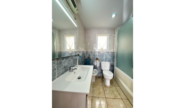 Reventa - Apartamento / piso - Santa Pola - Costa Blanca