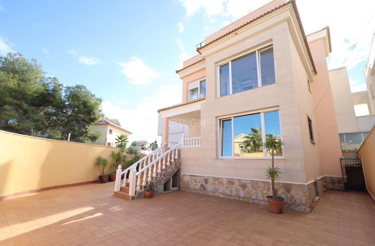 Wiederverkauf - Villa - Orihuela Costa - Costa Blanca