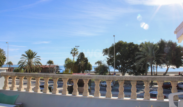 Resale - Villa - Torre del Mar - Costa del Sol