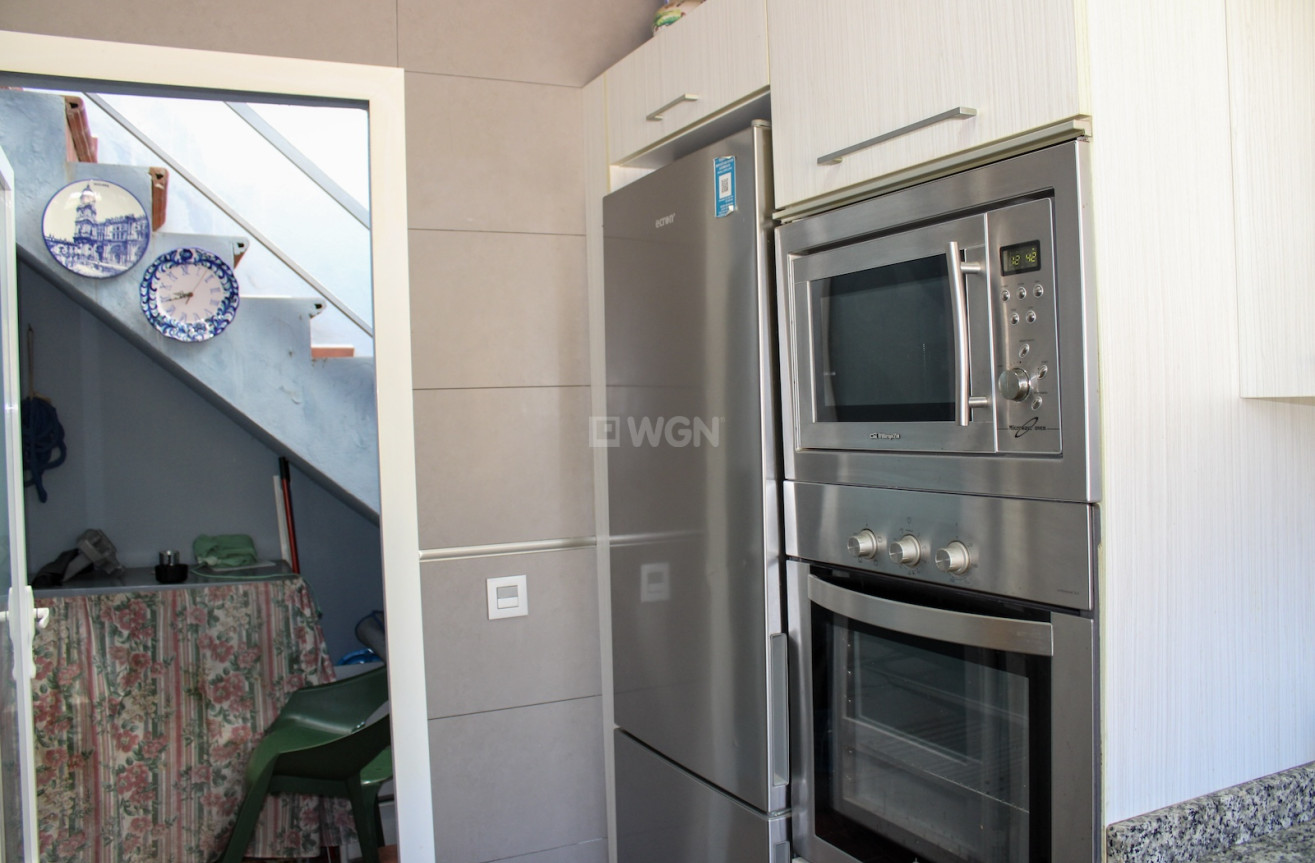 Resale - Villa - Torre del Mar - Costa del Sol