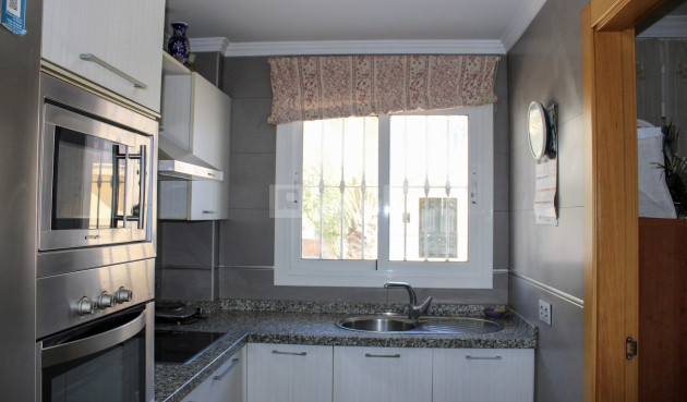 Resale - Villa - Torre del Mar - Costa del Sol