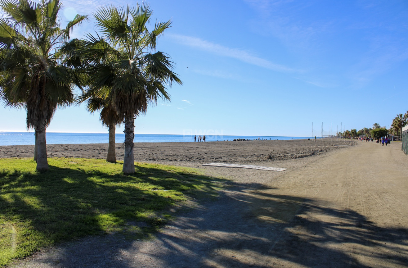 Resale - Villa - Torre del Mar - Costa del Sol