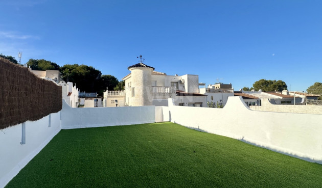 Wiederverkauf - Bungalow - Orihuela Costa - Costa Blanca