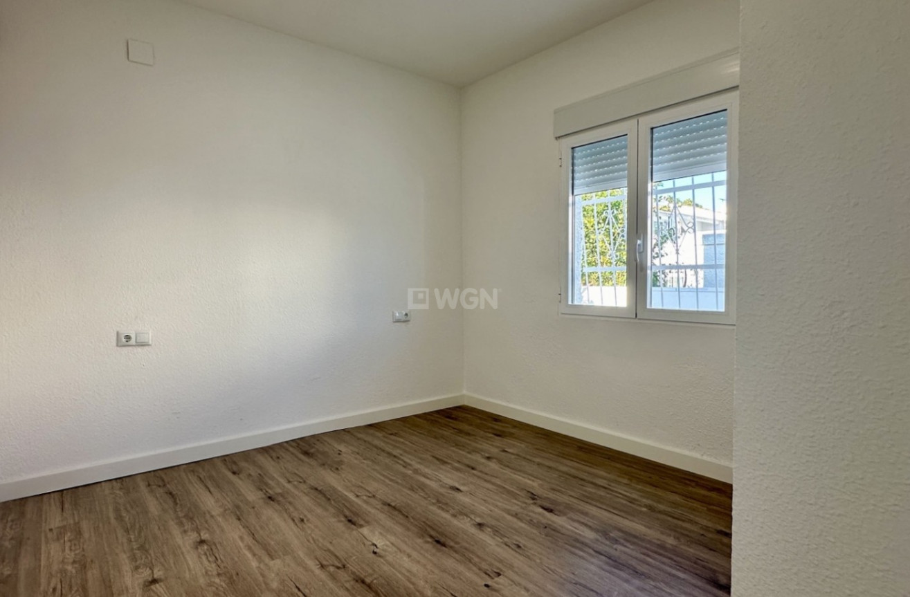 Wiederverkauf - Bungalow - Orihuela Costa - Costa Blanca