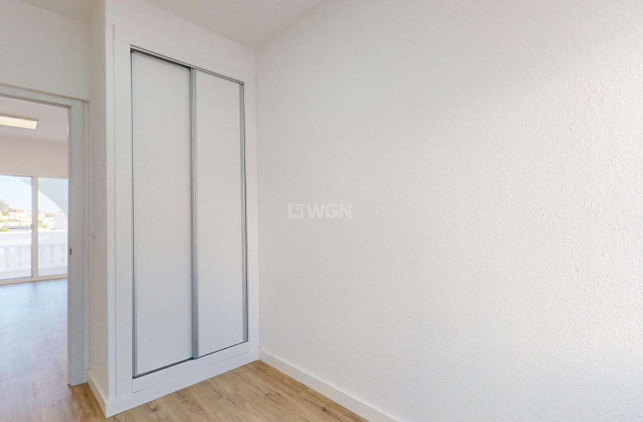 Wiederverkauf - Bungalow - Orihuela Costa - Costa Blanca