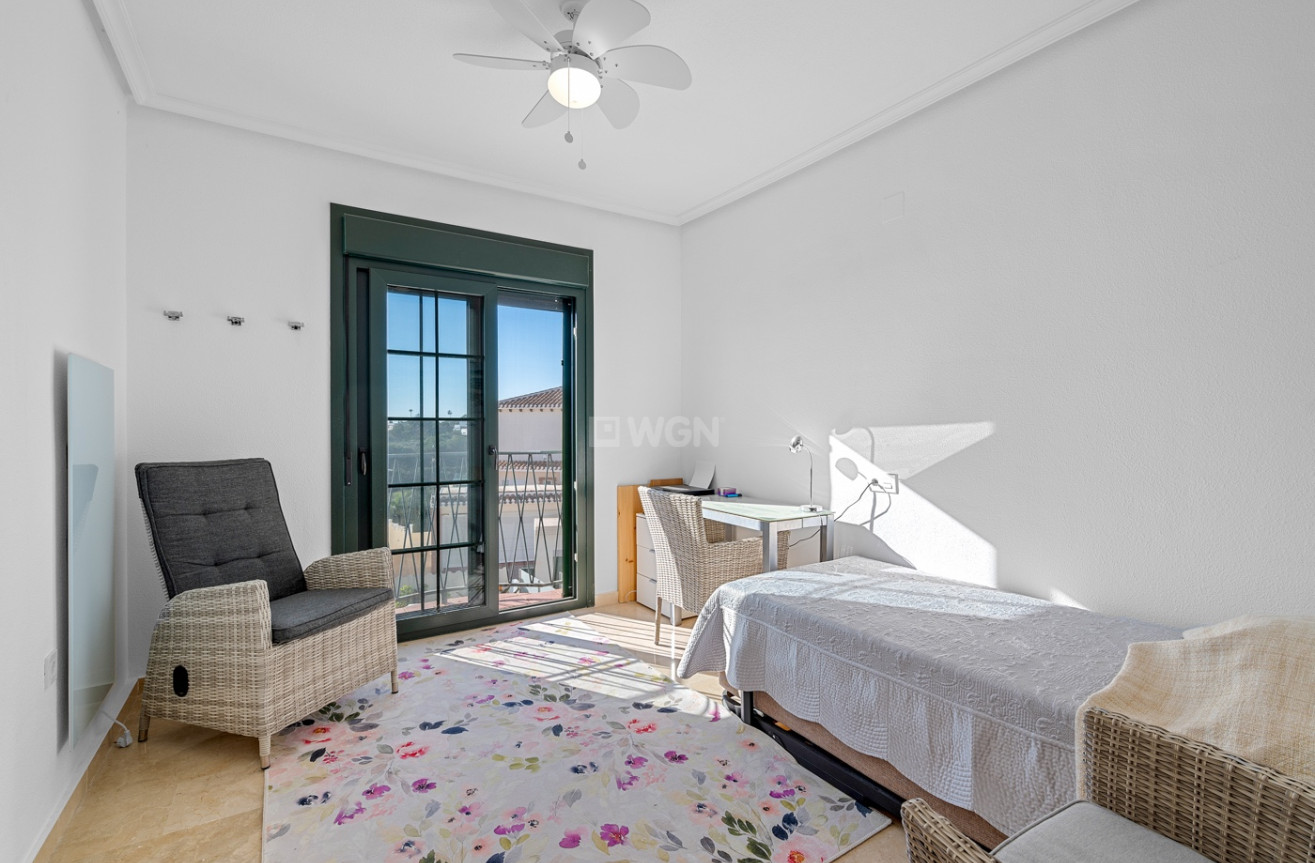 Resale - Villa - Orihuela Costa - Costa Blanca