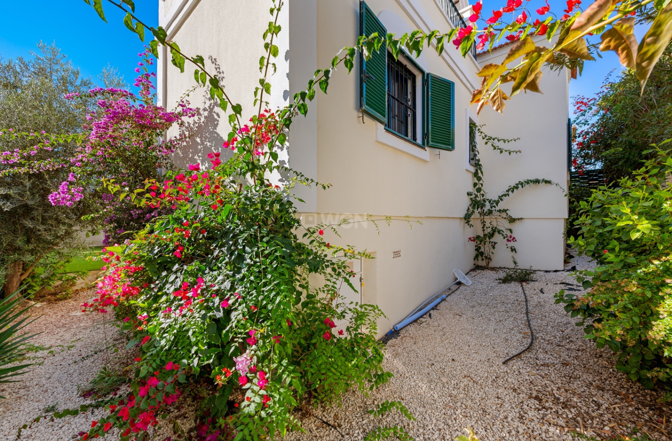 Resale - Villa - Orihuela Costa - Costa Blanca