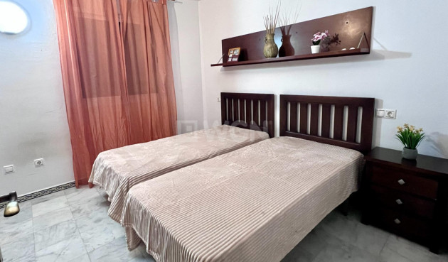 Wiederverkauf - Wohnung - Torrevieja - Playa de los Locos