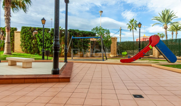Wiederverkauf - Wohnung - Torrevieja - Playa de los Locos