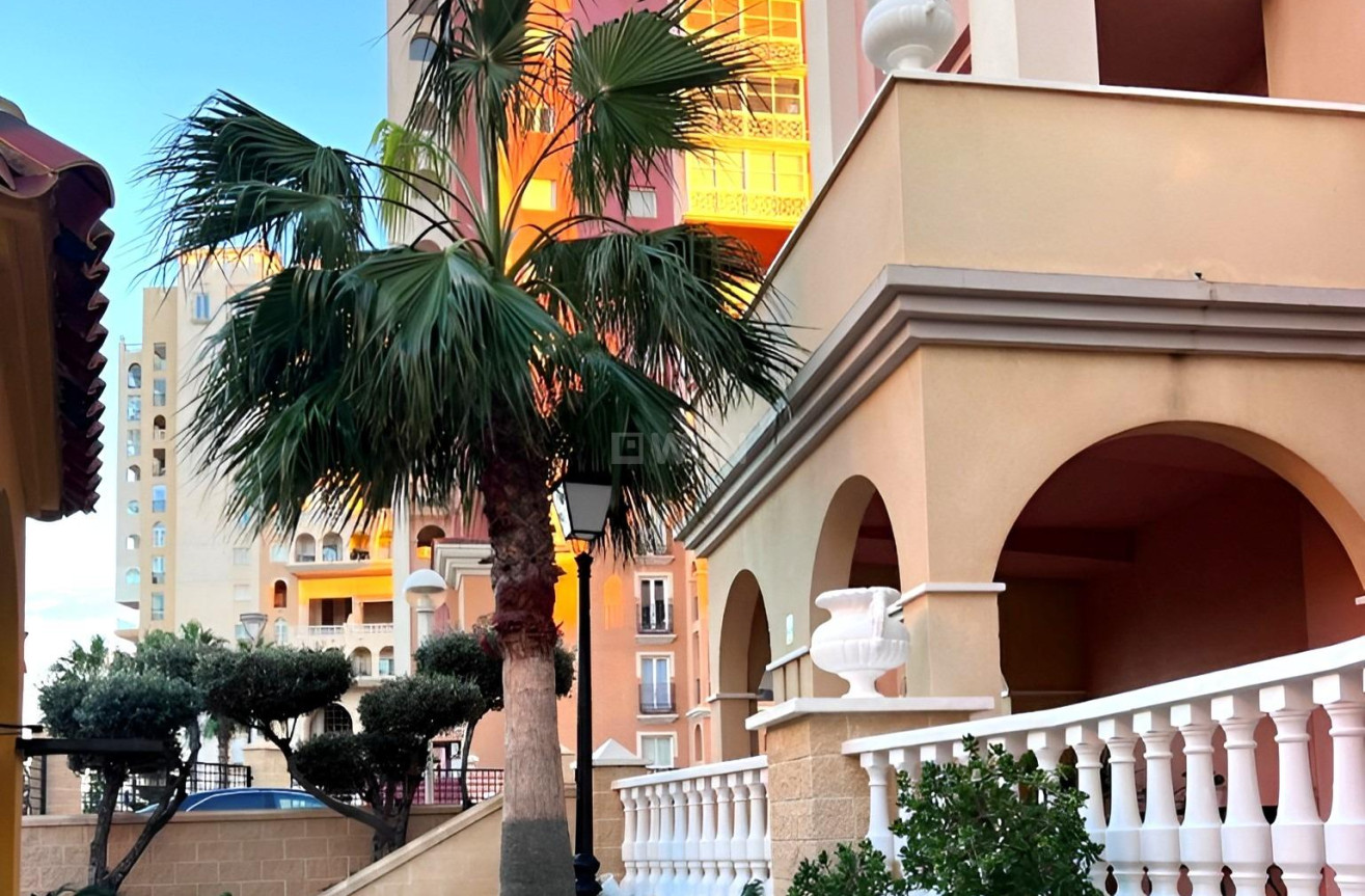 Wiederverkauf - Wohnung - Torrevieja - Playa de los Locos