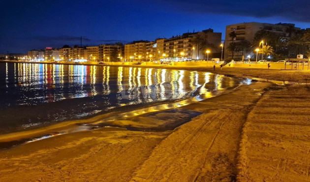 Wiederverkauf - Wohnung - Torrevieja - Playa de los Locos