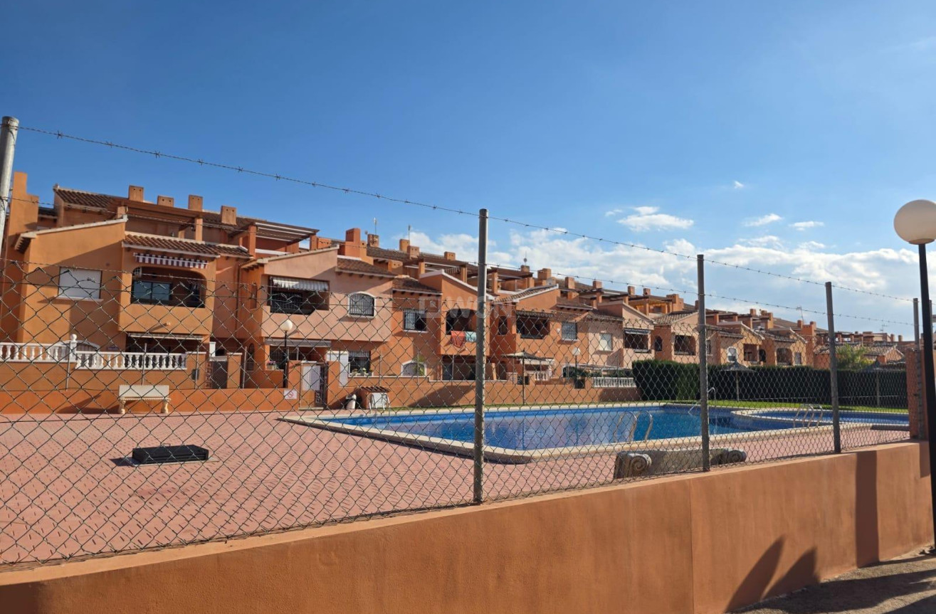Wiederverkauf - Bungalow - Torrevieja - Zona Los Frutales