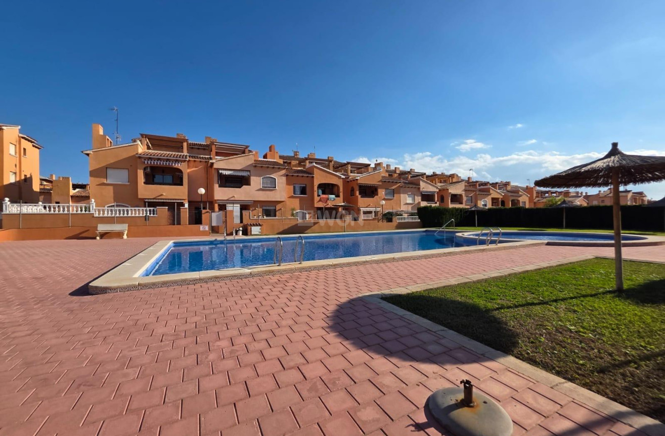 Wiederverkauf - Bungalow - Torrevieja - Zona Los Frutales