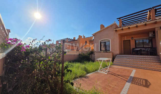 Wiederverkauf - Bungalow - Torrevieja - Zona Los Frutales