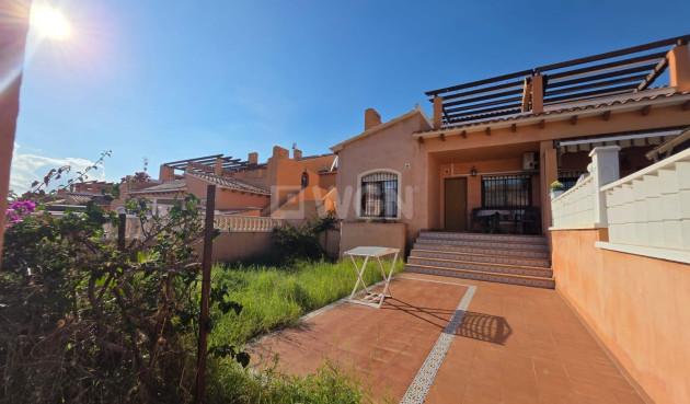 Wiederverkauf - Bungalow - Torrevieja - Zona Los Frutales
