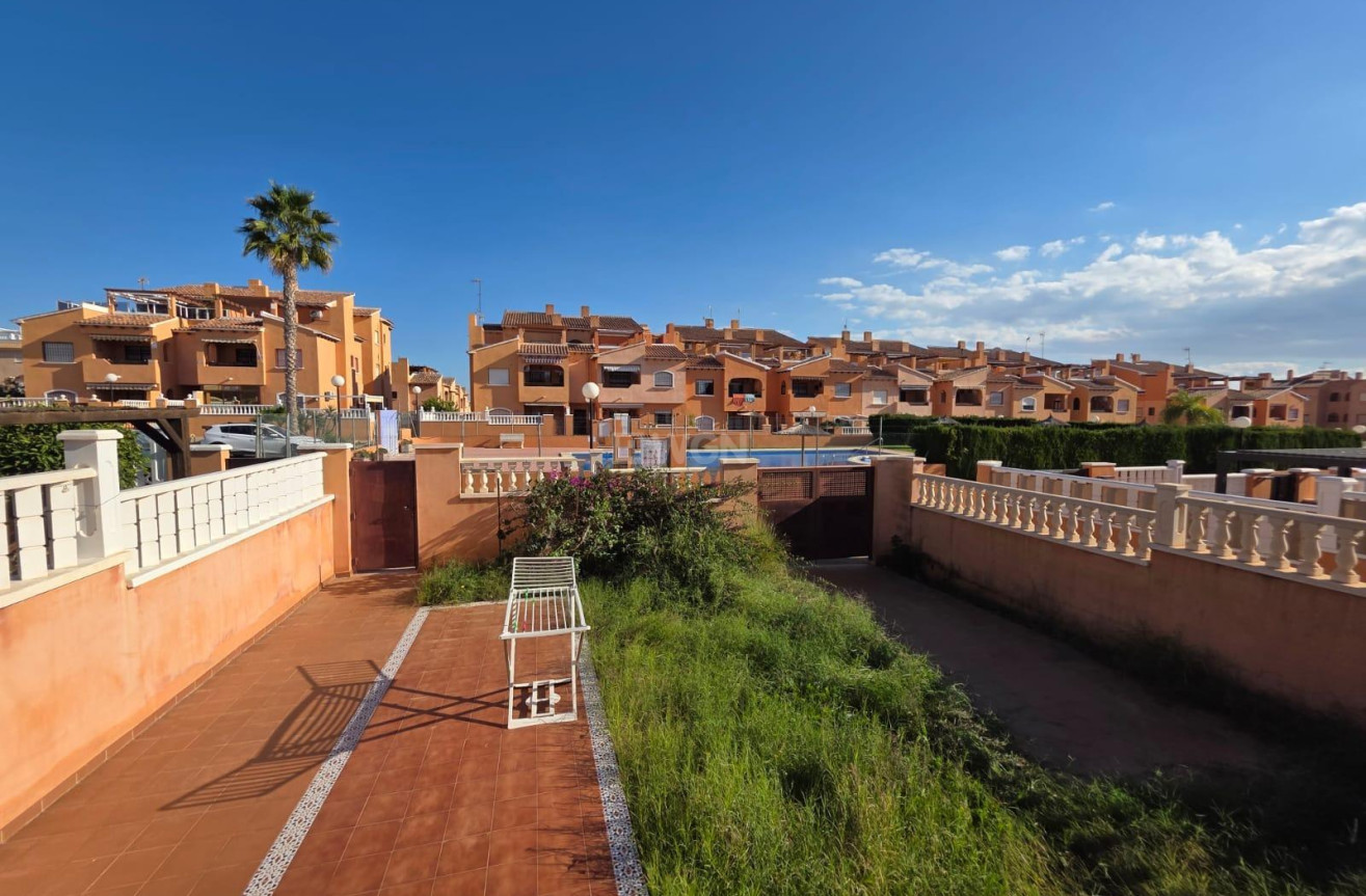 Wiederverkauf - Bungalow - Torrevieja - Zona Los Frutales