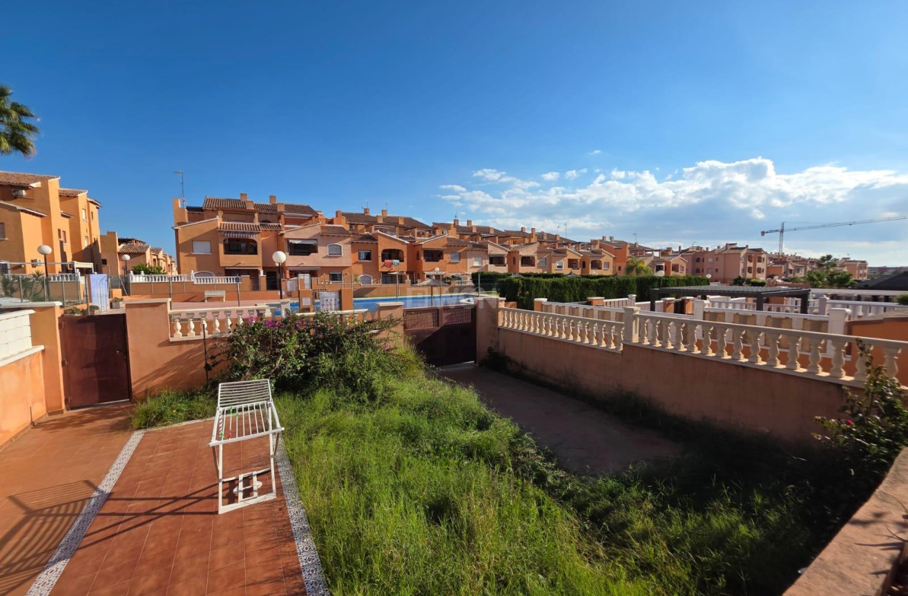 Wiederverkauf - Bungalow - Torrevieja - Zona Los Frutales