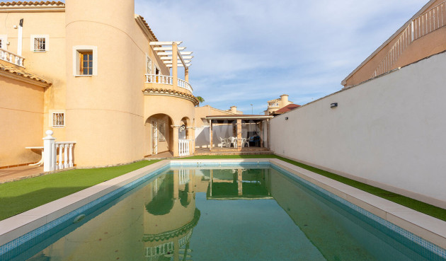 Reventa - Villa - Ciudad Quesada