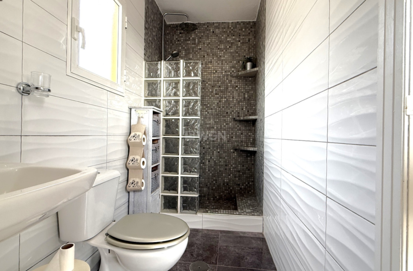 Reventa - Apartamento / piso - Orihuela - Inland