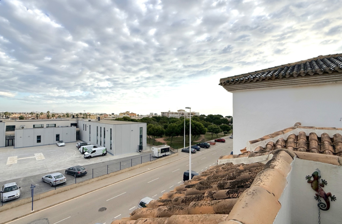 Reventa - Apartamento / piso - Orihuela - Inland