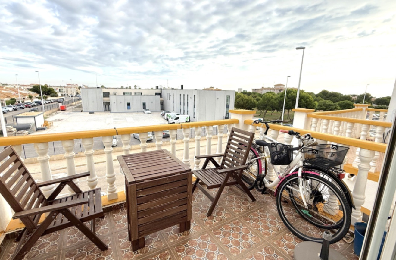 Reventa - Apartamento / piso - Orihuela - Inland