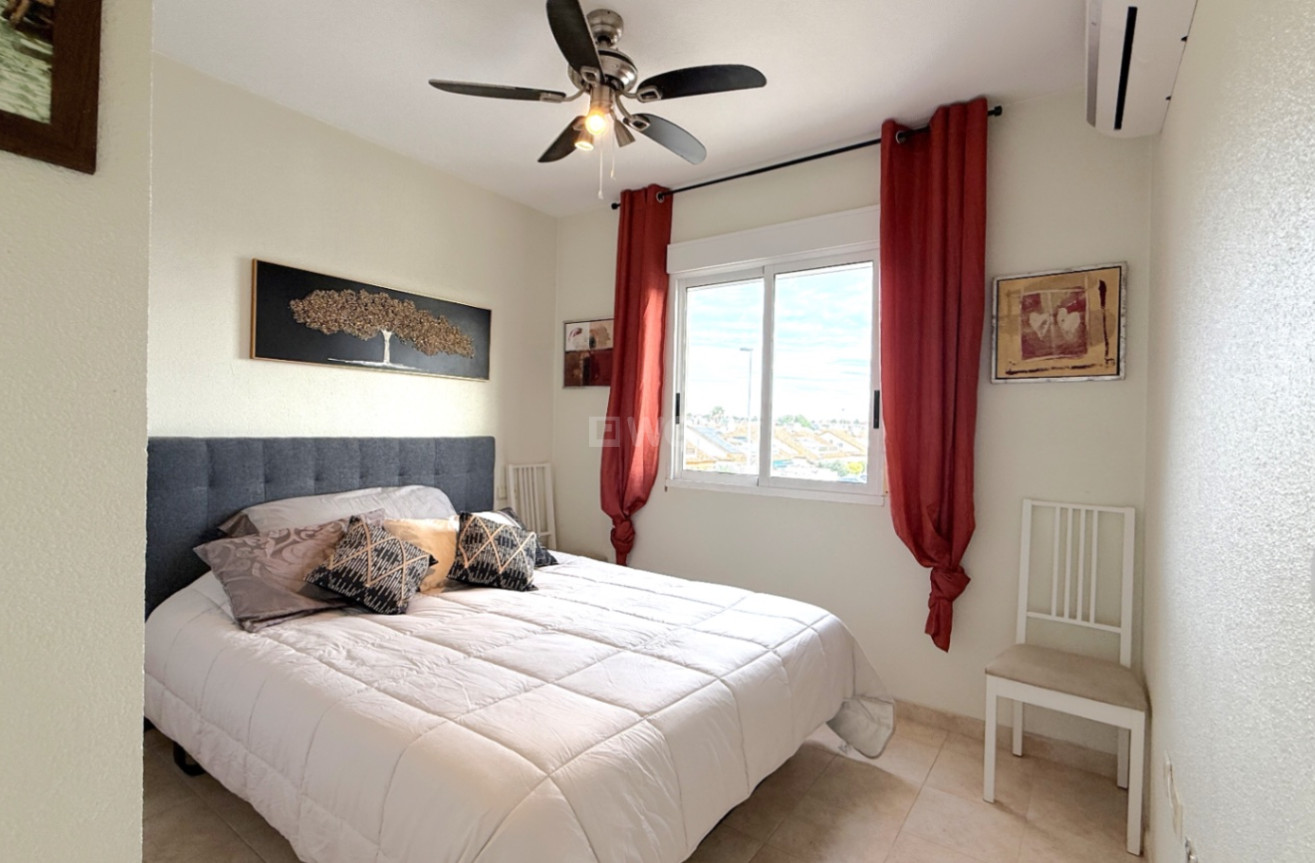 Reventa - Apartamento / piso - Orihuela - Inland