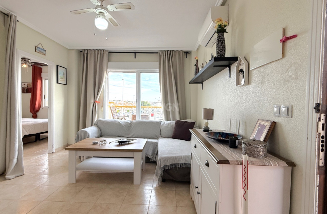 Reventa - Apartamento / piso - Orihuela - Inland