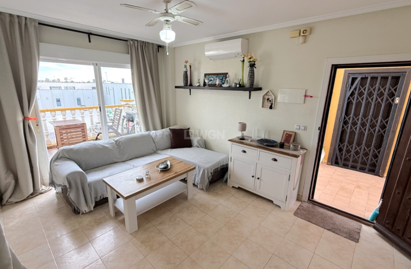 Reventa - Apartamento / piso - Orihuela - Inland