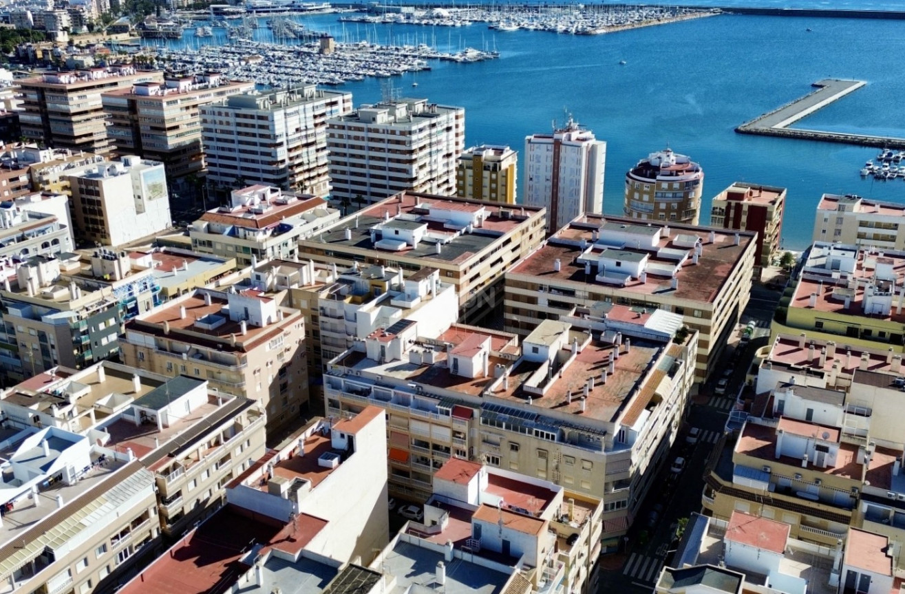 Reventa - Apartamento / piso - Torrevieja - Costa Blanca