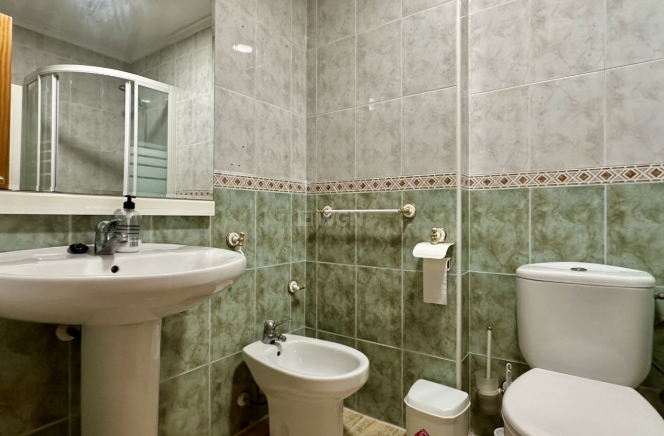 Reventa - Apartamento / piso - Torrevieja - Costa Blanca